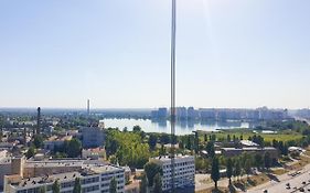 Новая дизайнерская квартира 5 мин пешком м Бориспольская м Вырлица